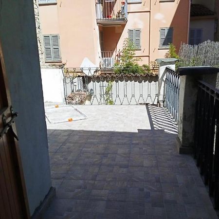 פארמה Piccolo Monolocale Con Angolo Cottura מראה חיצוני תמונה
