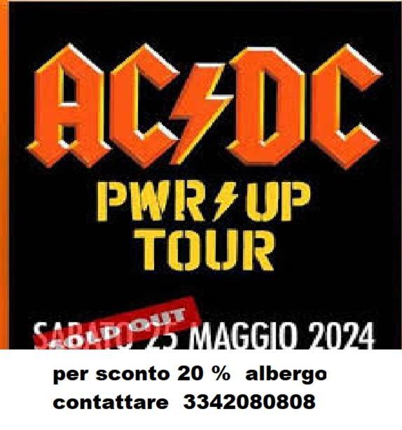 פארמה Piccolo Monolocale Con Angolo Cottura מראה חיצוני תמונה